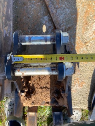 Ripper Miniexcavadora Negro