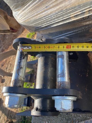 Ripper Miniexcavadora Negro