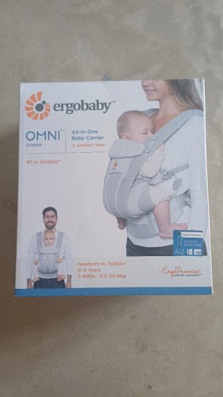 Mochila portabebé Ergobaby Omni Breeze Pearl Grey
