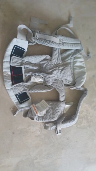 Mochila portabebé Ergobaby Omni Breeze Pearl Grey
