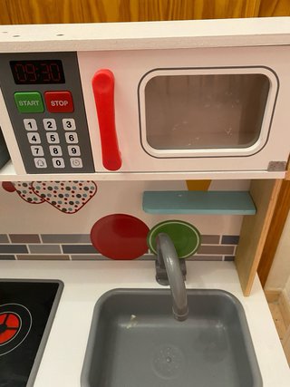 Cocinita de madera para niños
