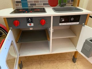 Cocinita de madera para niños