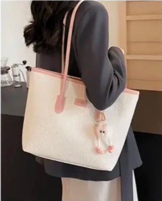 Bolso de hombro beige y rosa