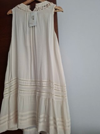 Vestido gasa beige talla mediana
