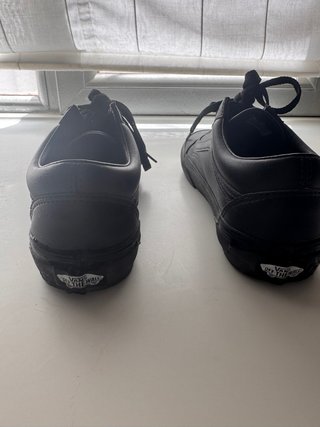 Zapatillas Vans niño negras.