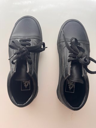 Zapatillas Vans niño negras.