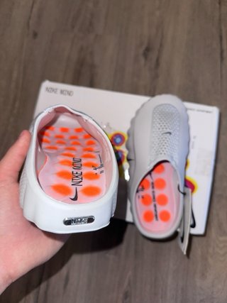 Nike Mind 001