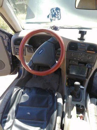 Volvo V40 2003