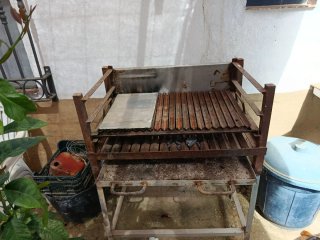 Barbacoa de Leña Metálica