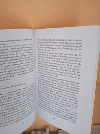 L'univers, els déus, els homes
