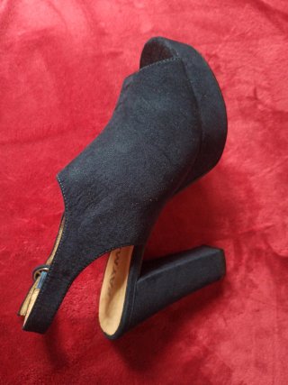 Sandalias de tacón azul marino