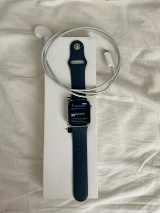 Apple Watch SE (Gen 2) 40mm GPS + Cellular