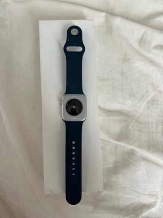 Apple Watch SE (Gen 2) 40mm GPS + Cellular