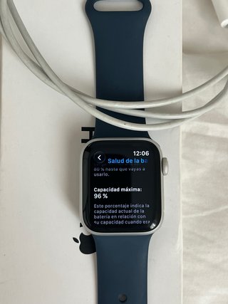 Apple Watch SE (Gen 2) 40mm GPS + Cellular