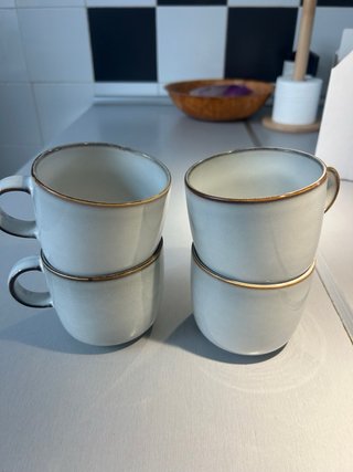 Lote de vajilla y vasos IKEA – 30 € todo