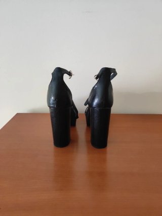 Sandalias plataforma de tacón negros