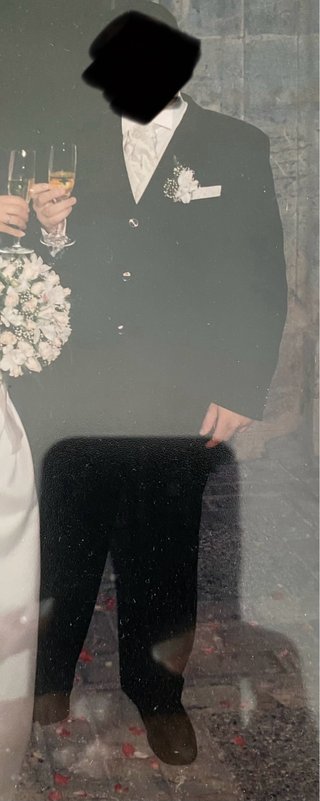 Traje de Novio Negro y bordados plateados