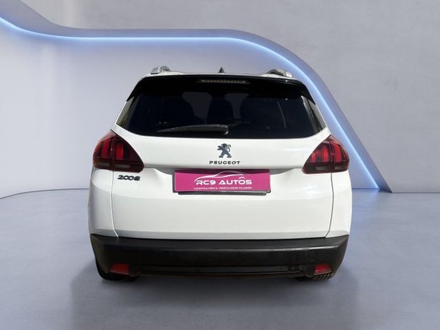 Peugeot 2008 Style (2018)