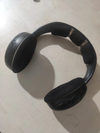 2 cascos Auriculares Sennheiser DESCONOZCO ESTADO