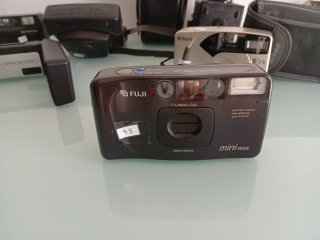 Lotto di 12 fotocamere analogiche di diverse marche