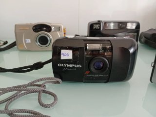 Lotto di 12 fotocamere analogiche di diverse marche