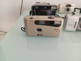 Lotto di 12 fotocamere analogiche di diverse marche