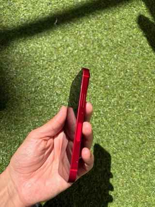 iPhone 13 mini Rojo, como nuevo.