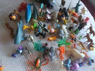 Lote Juguetes Animales y Figuras Varias
