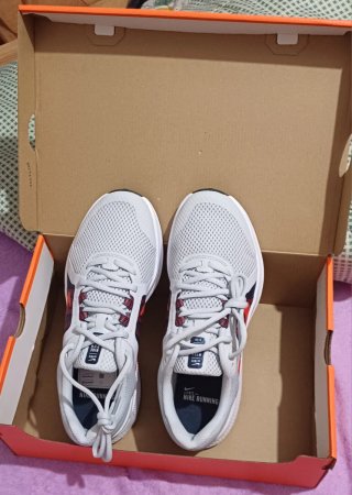 Zapatillas Nike Run Swift 2 Gris/Rojo Talla41 26cm