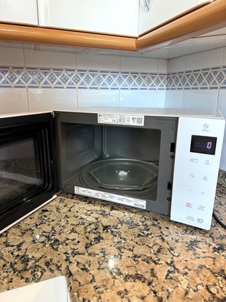 Microondas LG Smart Inverter + Grill Blanco