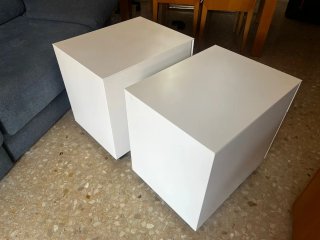 2 Cajoneras de oficina metálicas blancas