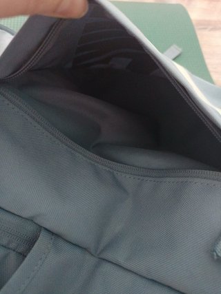 Mochila Nike Gris y Blanca