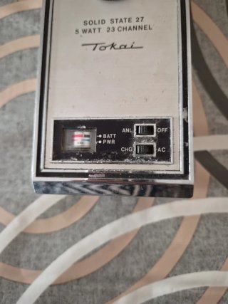 Emisora Tokai Solid State 27