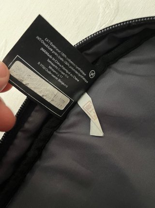 Mochila Samsonite Negra con detalles rojos