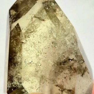 Citrino pulido con inclusiones naturales Brasil