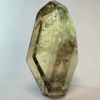 Citrino pulido con inclusiones naturales Brasil