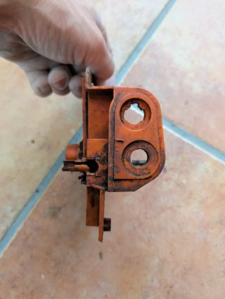 Supporto carburatore Stihl FS400/450/480