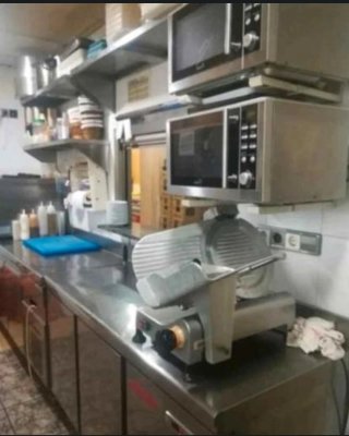 Traspasó restaurante