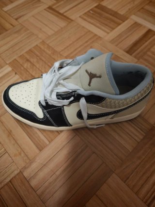 Nike Air Jordan 1 Low SE Talla 45