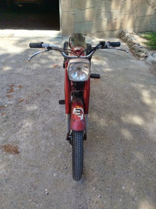 Moto Mobilette Motobécane Roja