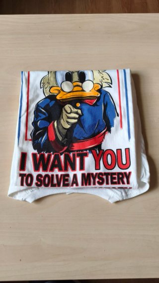Camiseta Tío Gilito 'I want you to solve a mistery