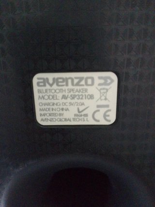Altavoz Avenzo Negro con Micrófono