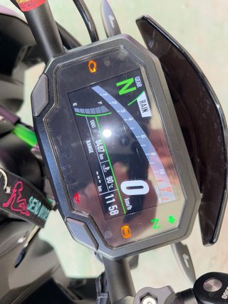 Kawasaki Z900 125Cv 2024 Negra/Verde 7000sinextras