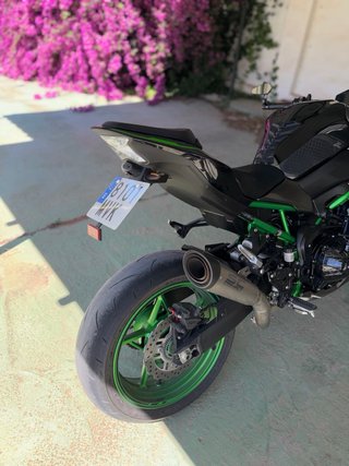 Kawasaki Z900 125Cv 2024 Negra/Verde 7000sinextras