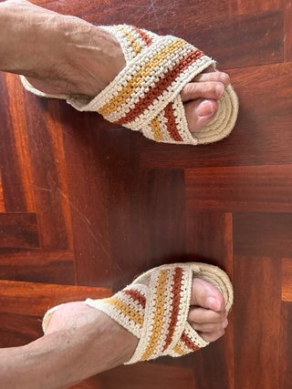 Sandalias Castañer Tiras Cruzadas Multicolor