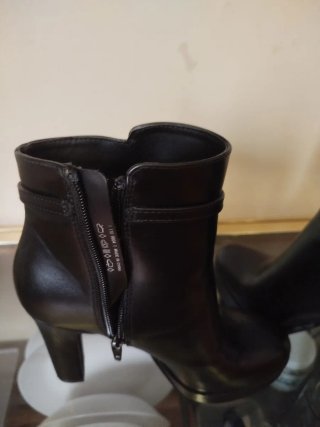 Botas de tacón negras con plataforma