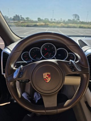 Porsche Cayenne 2012