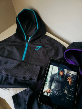 Gymshark Onyx Hoodie Talla M