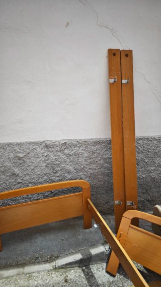 2 estructuras Camas de madera