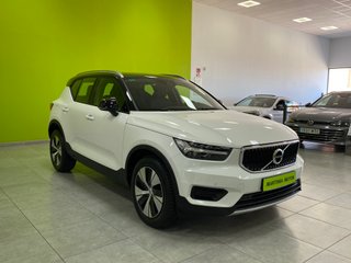 Volvo XC40 Momentum Pro T2 1.5 129CV Auto. EL TOP!